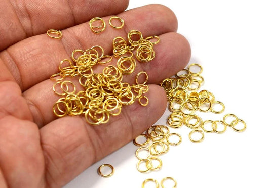Gold Jump Ring : 7mm