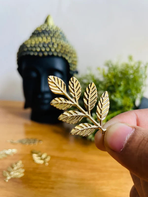 Gold Plated Metal Leaves : Staright [Pack of 6]
