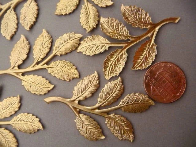Gold Metal Leaves : Curve [Pack of 6]